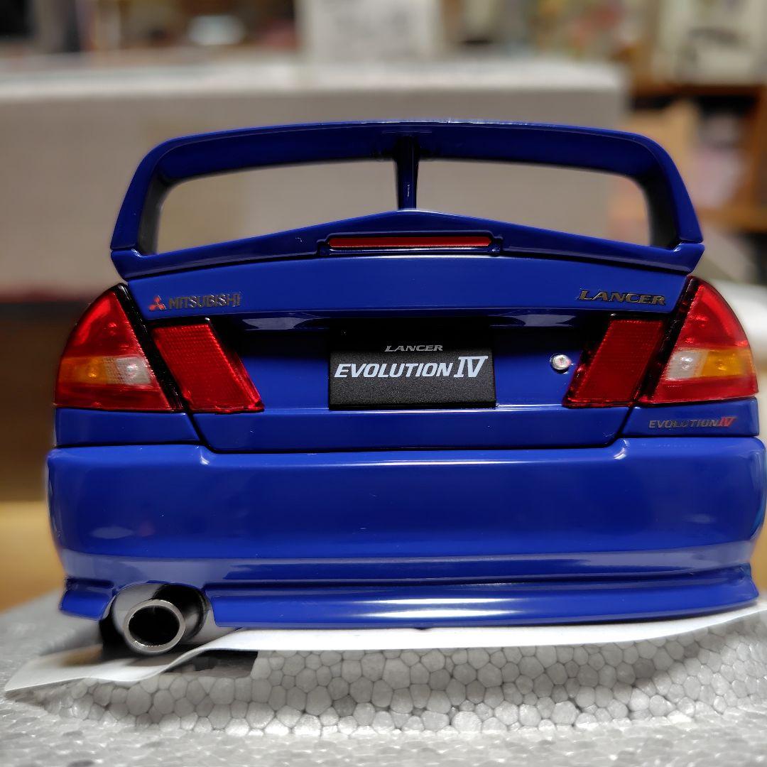 MOTORHELIX 1/18 ランサーエボリューションⅣ