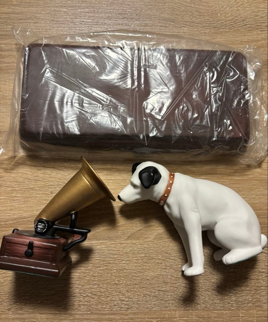 Victor ビクター ニッパー 犬と蓄音機の陶器製　台座付き