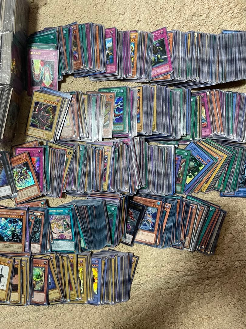 遊戯王　スーパーレア以上　まとめ売り　4000枚程度　初期　2期あり