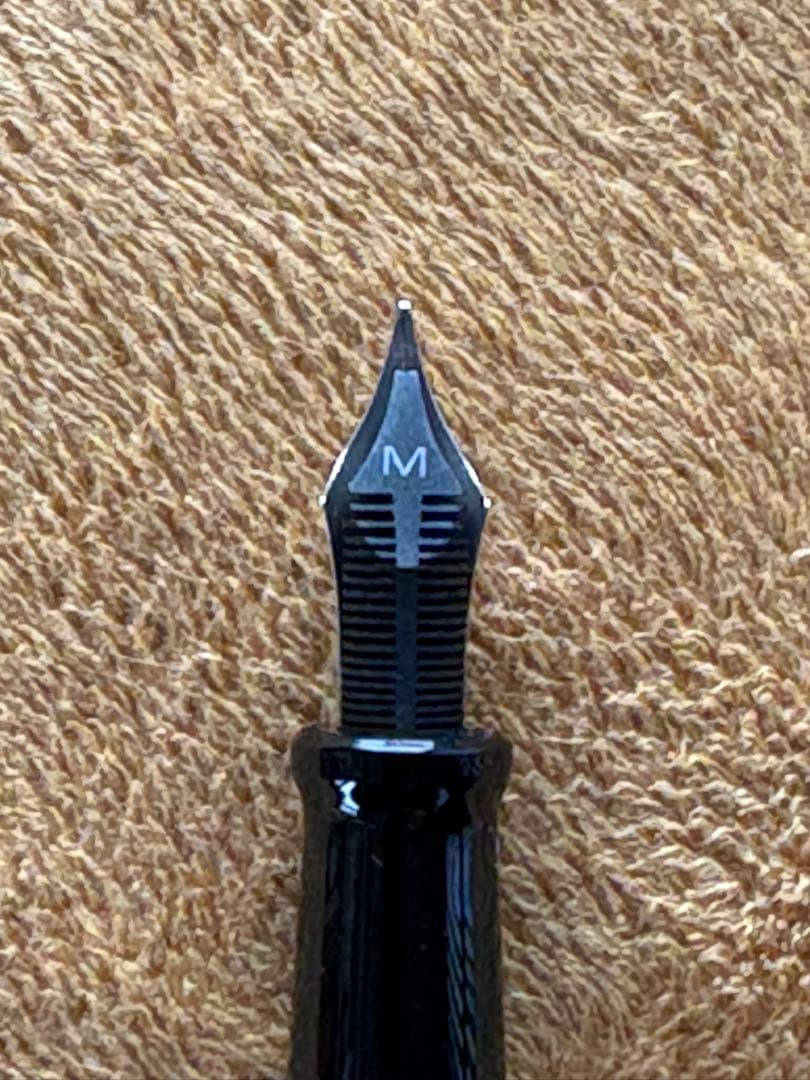 AURORA　アウロラ　オプティマ　万年筆 14K M　バーガンディ