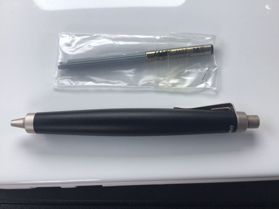 Lamy スクリブル　ボールペン