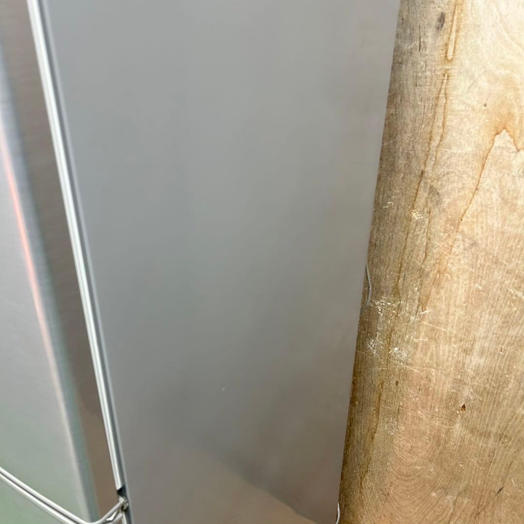 561 アクア　大型冷蔵庫　容量300L〜400L 右開き　4ドア　美品