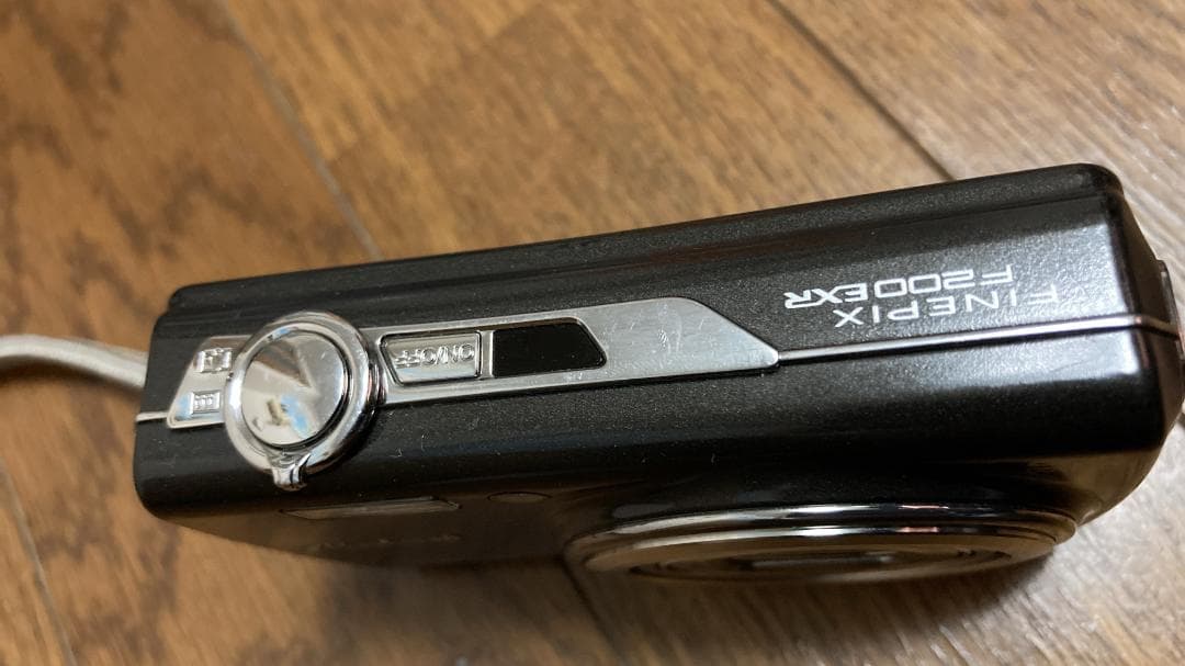 コンパクトデジタルカメラ FinePix F200EXR 黒 ※訳あり