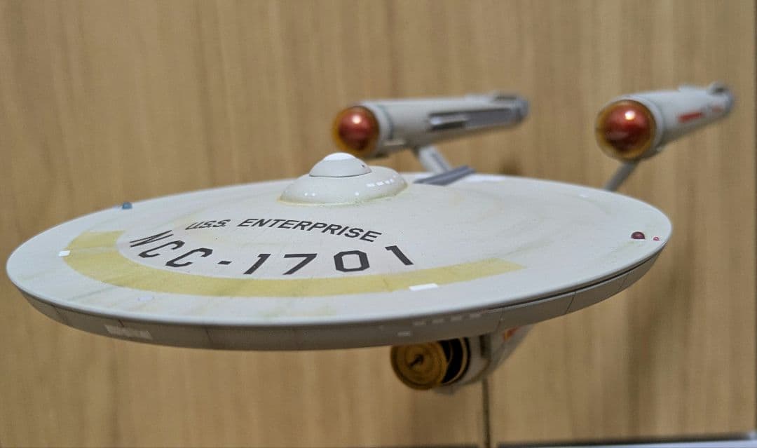 スタートレック　NCC-1701 エンタープライズ　TOS版とパイロット版