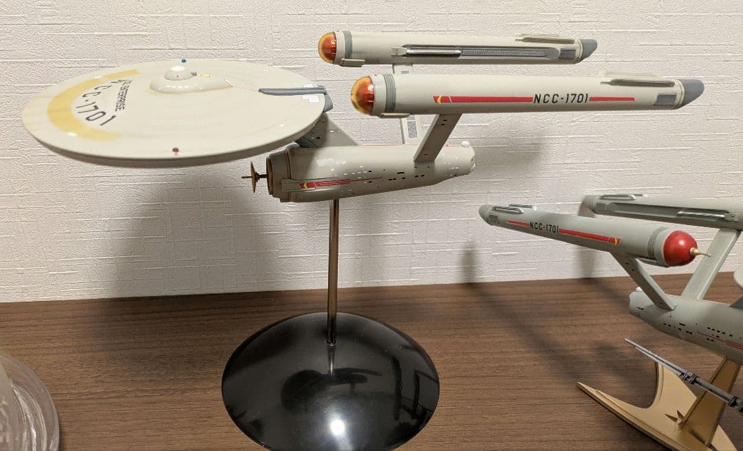 スタートレック　NCC-1701 エンタープライズ　TOS版とパイロット版