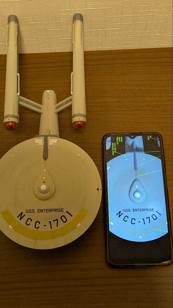スタートレック　NCC-1701 エンタープライズ　TOS版とパイロット版