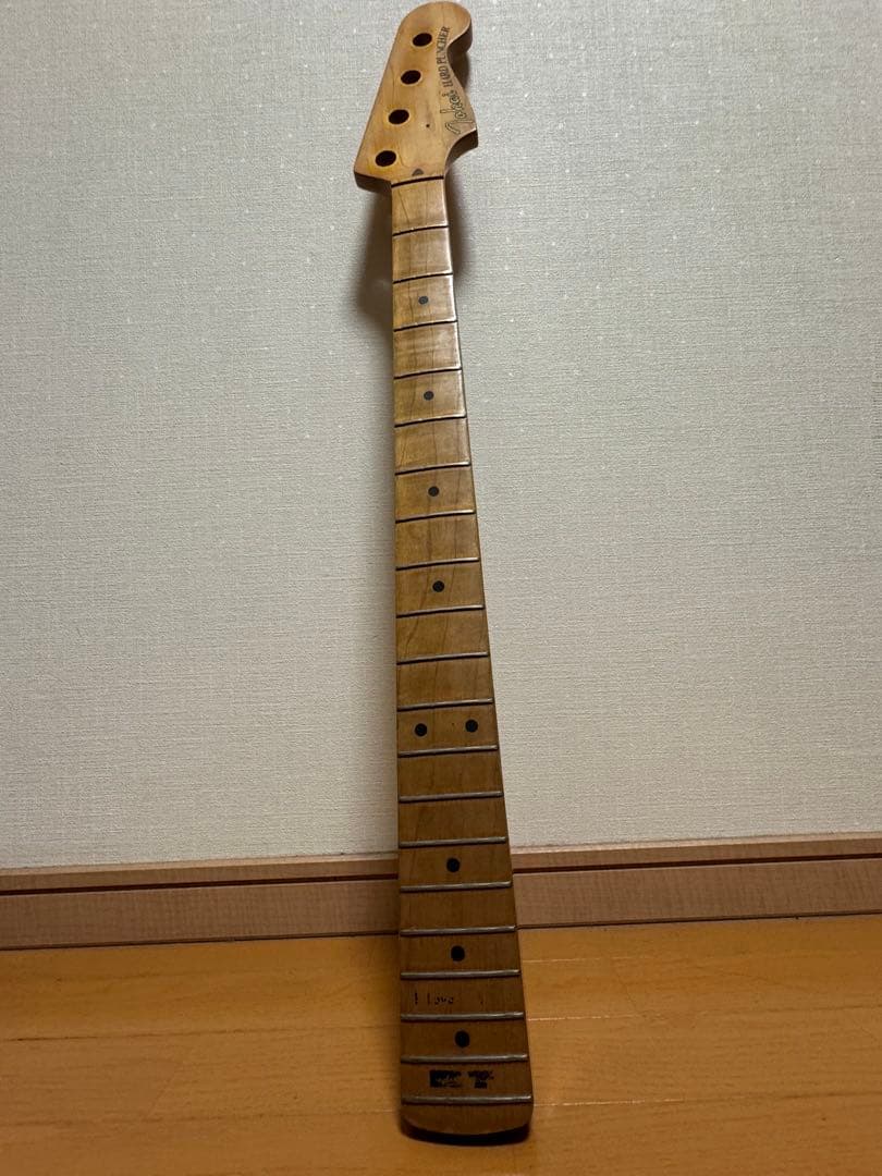 Tokai Hard Puncher フレットレス ベース Mod