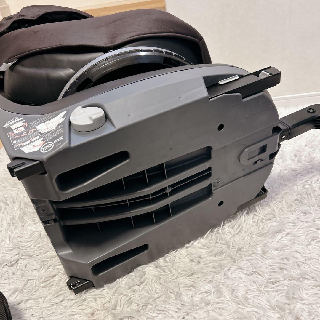 Combi クルムーヴスマート エッグショック ISOFIX 360°回転