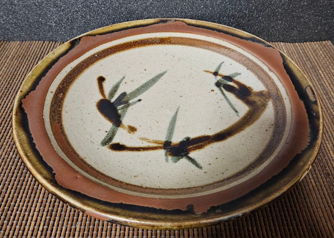 【真作保証❗】益子焼　佐久間藤太郎作　呉須　鉄砂　竹の図　飾り皿　共箱