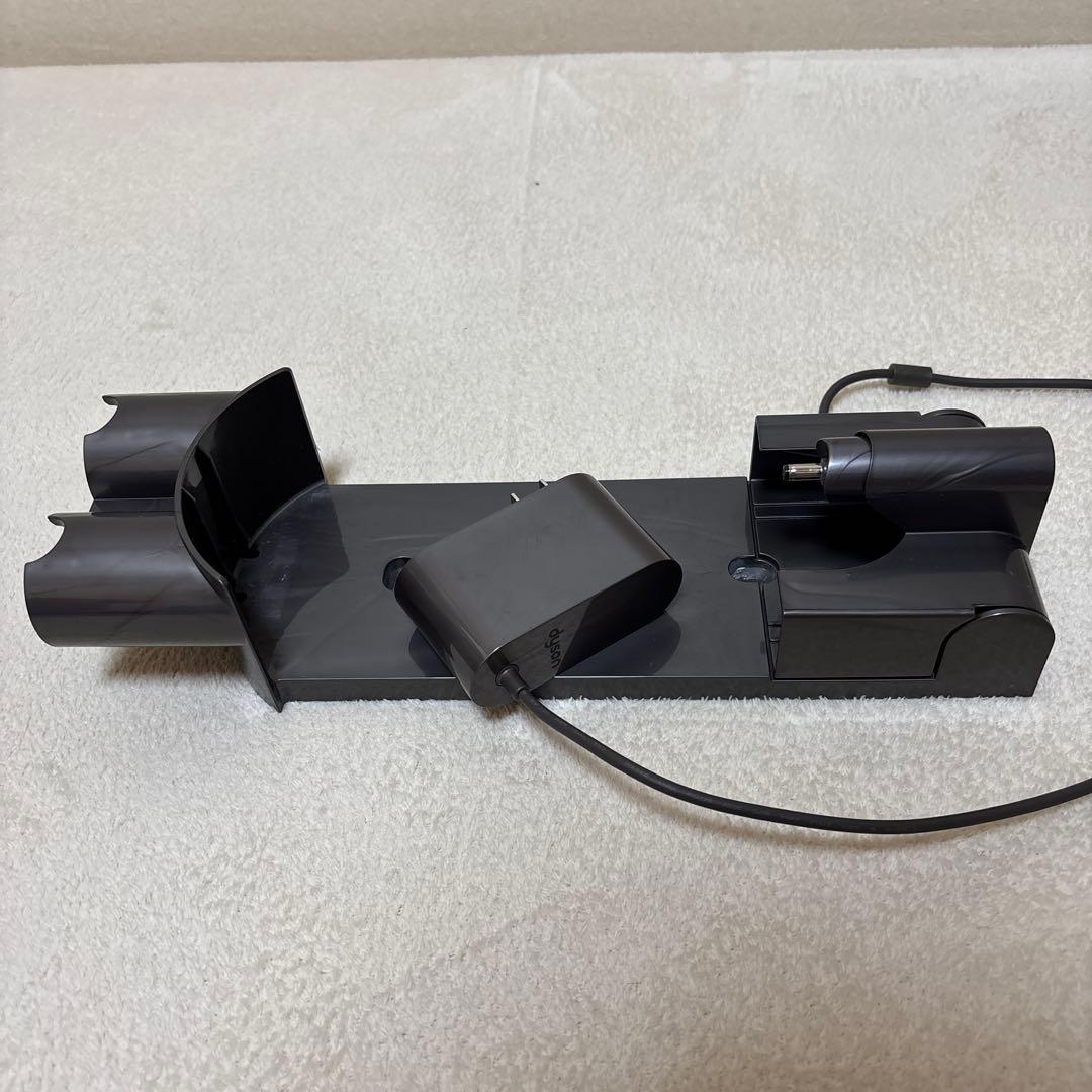 Dyson V8 Slim Fluffy ダイソン 掃除機