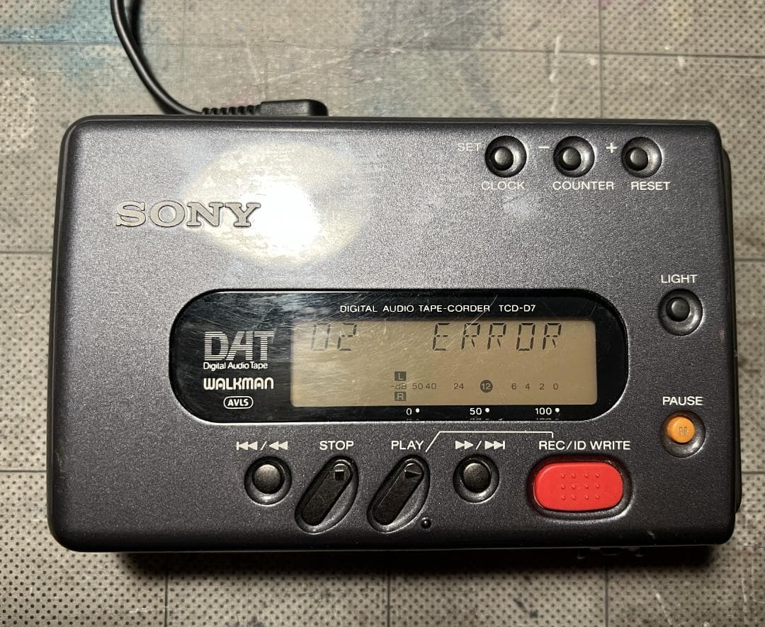 sony datウォークマン TCD-D7【ジャンク】