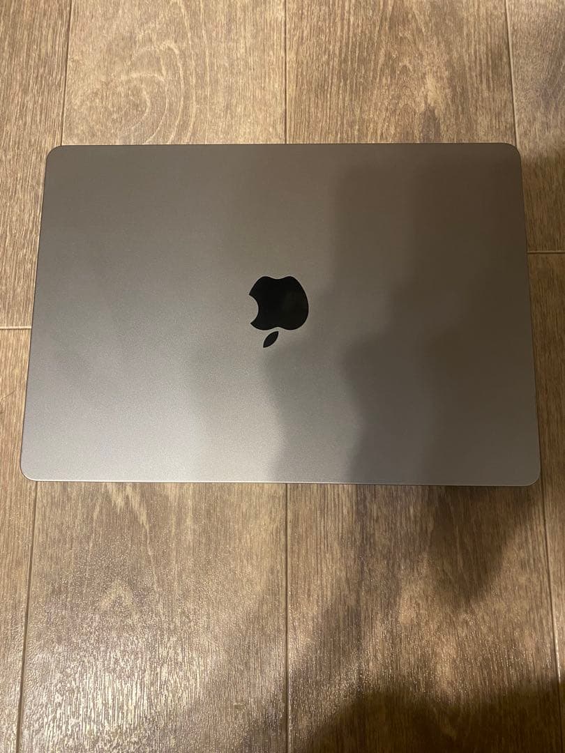 Apple MacBook Air M2本体 シルバー　8GB 256GB