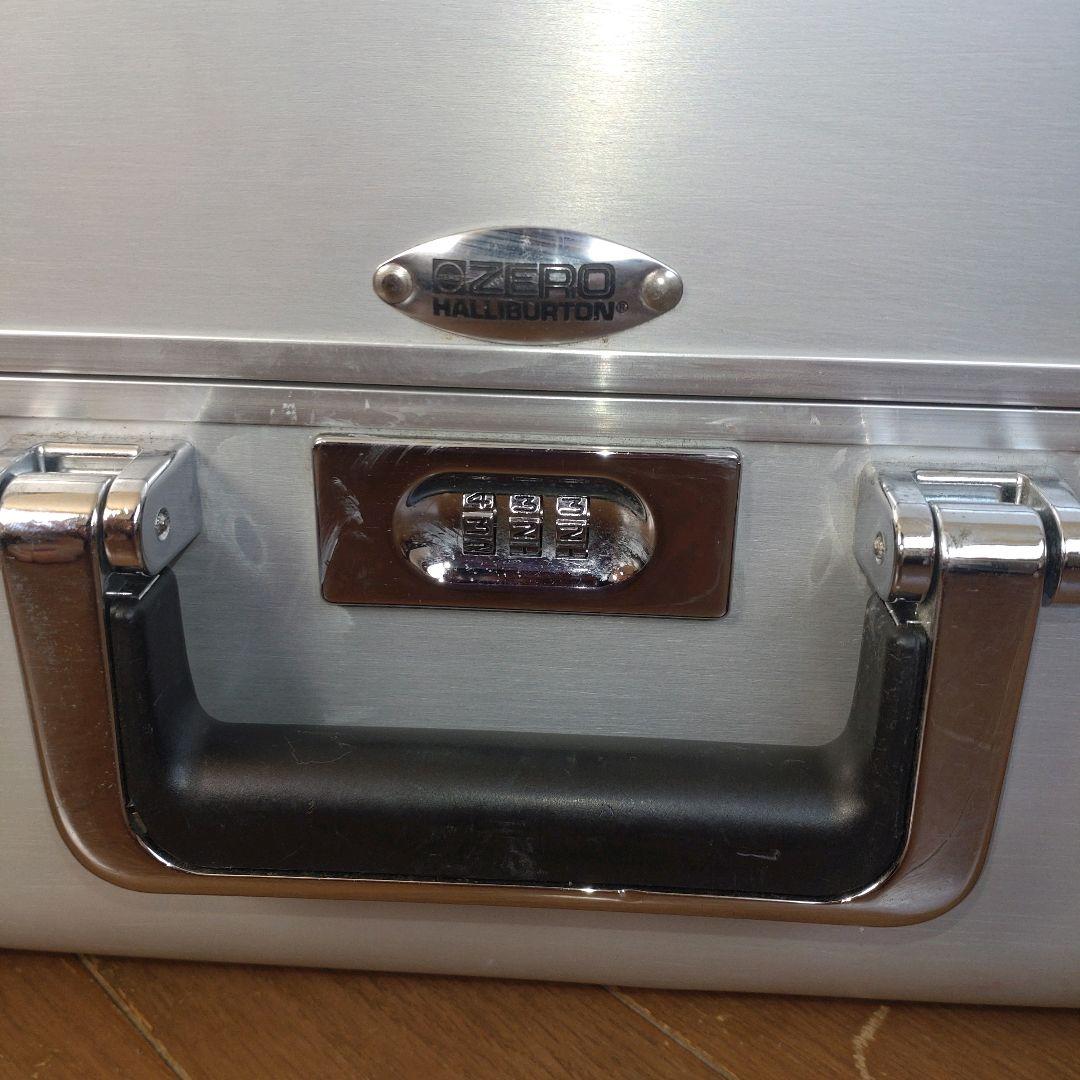 【訳あり】ZERO HALLIBURTON　ゼロハリバートン✨大型キャリーケース