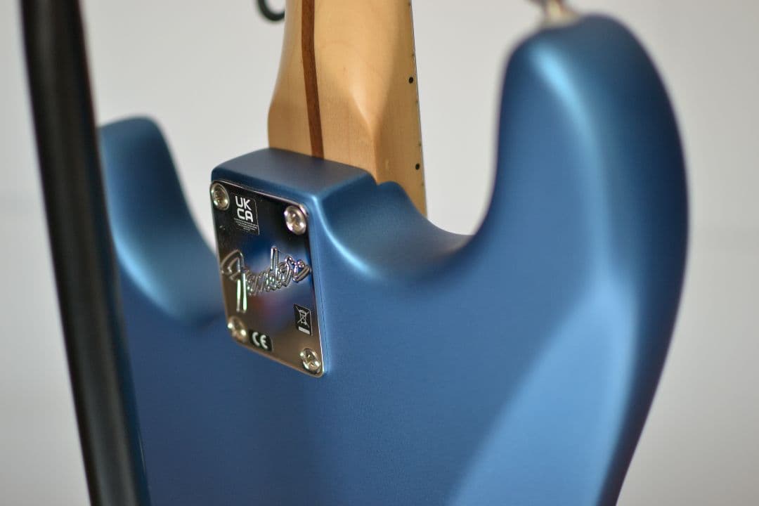 8*様 Fender American Performer Stratocast