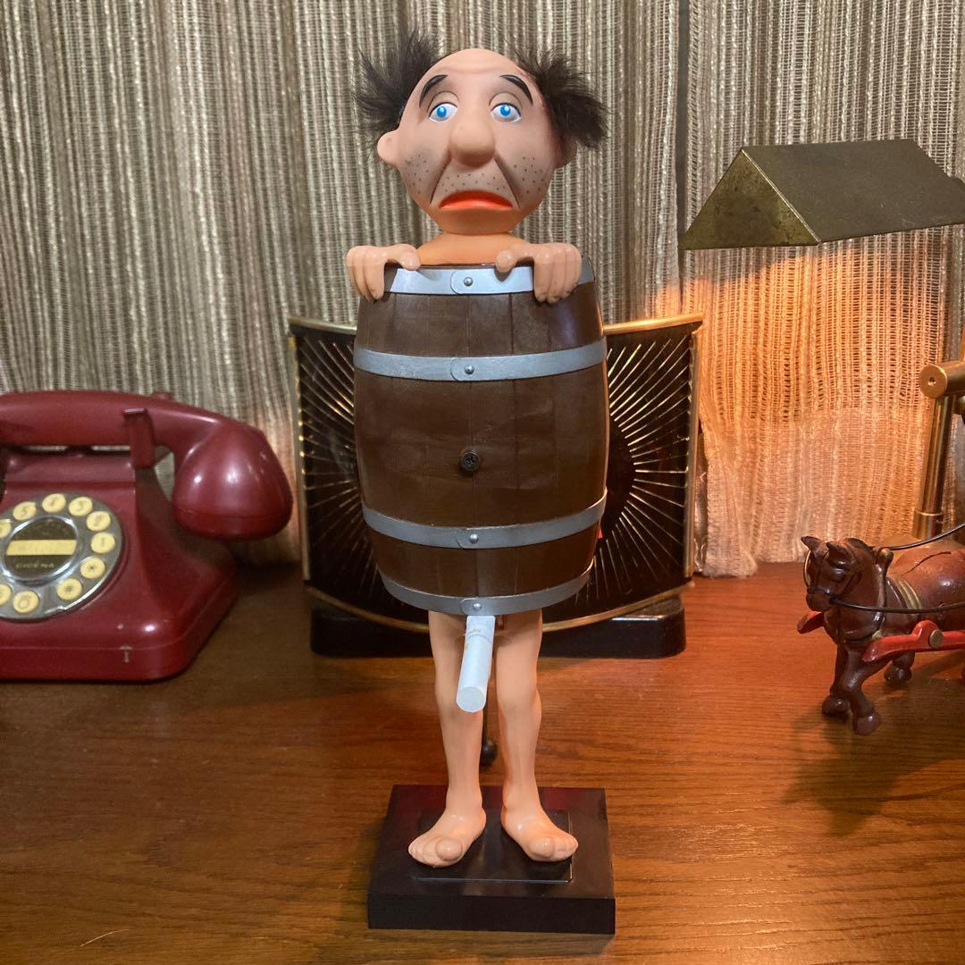 シガレットディスペンサー　ビンテージ煙草入れ人形　バレルマン