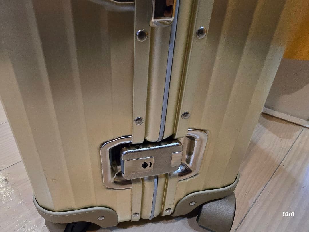 RIMOWA リモワ トパーズ ゴールド プルタブ TSAロック サイドハンドル