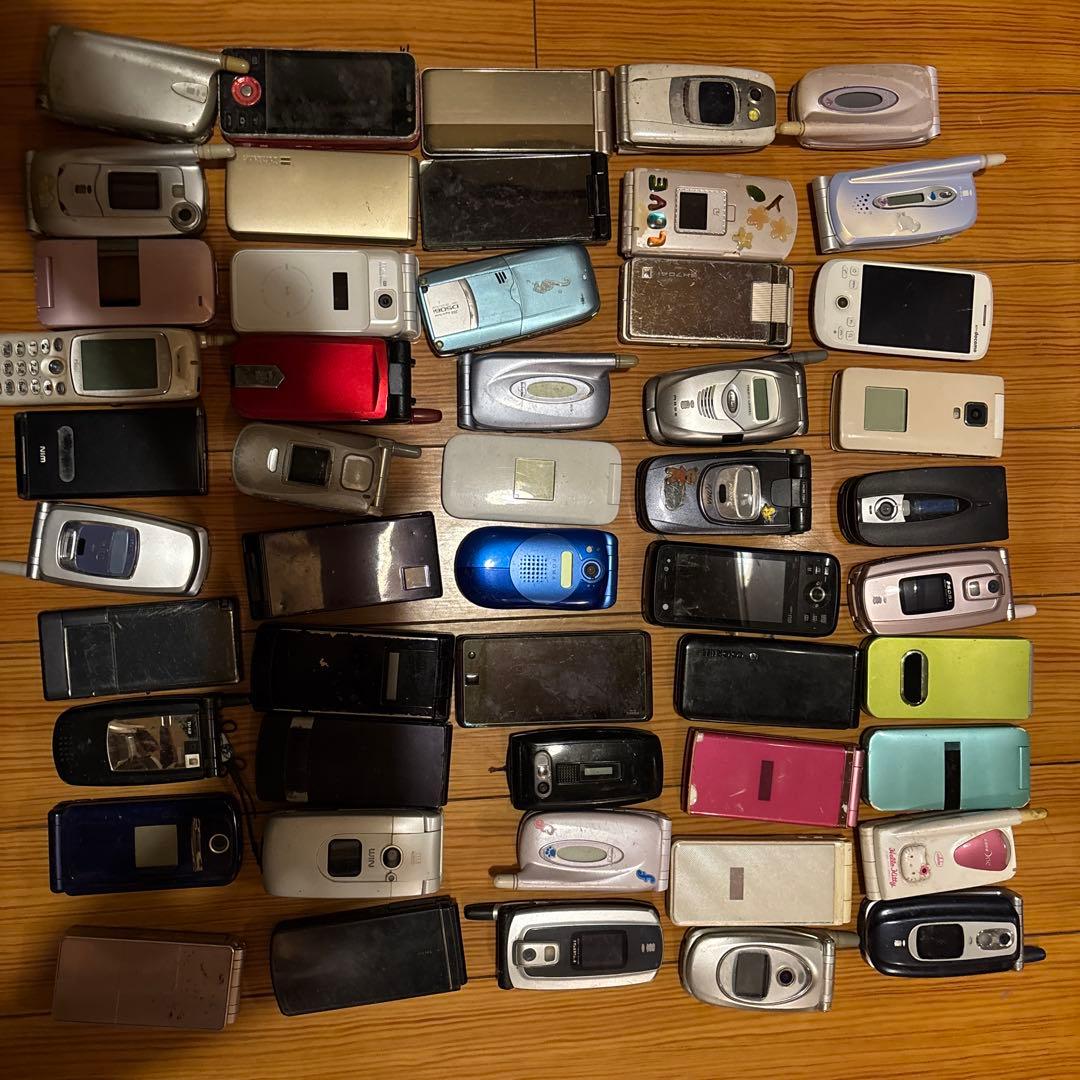 ガラケー　ジャンク　まとめ　117台