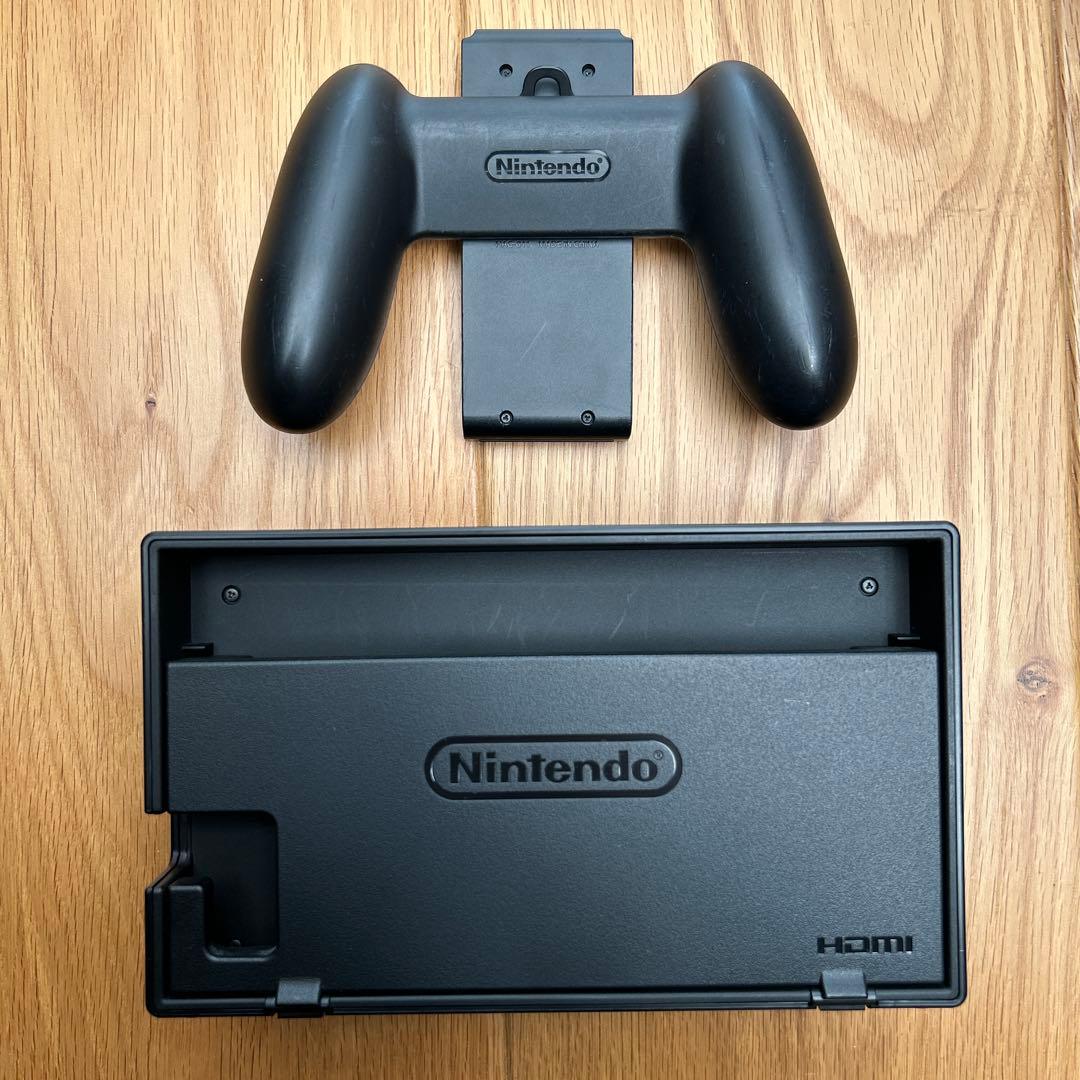 NINTENDO SWITCH 本体　2021年製