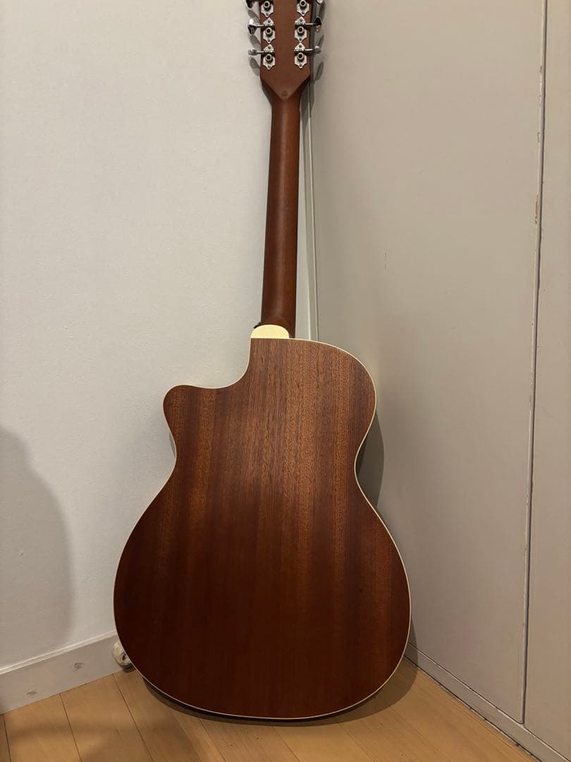 GUILD OM-240CE エレアコ