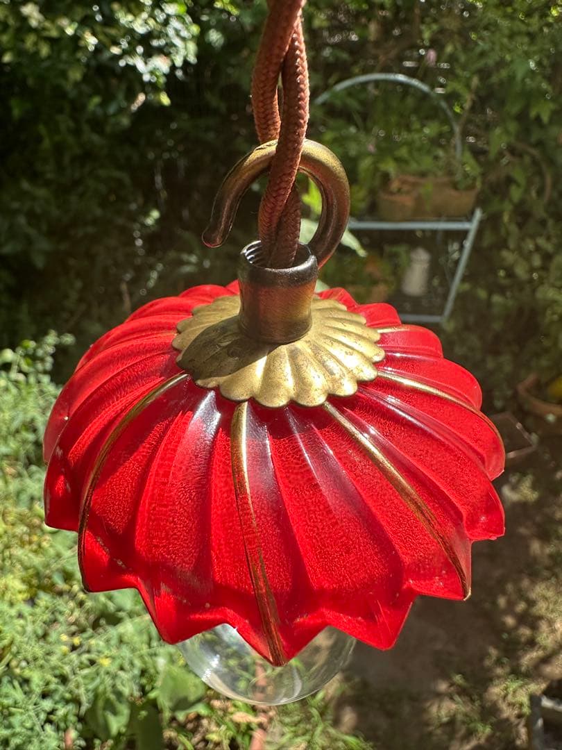 20s フランス アンティーク 希少なクランベリーガラスの螺旋模様アトリエランプ