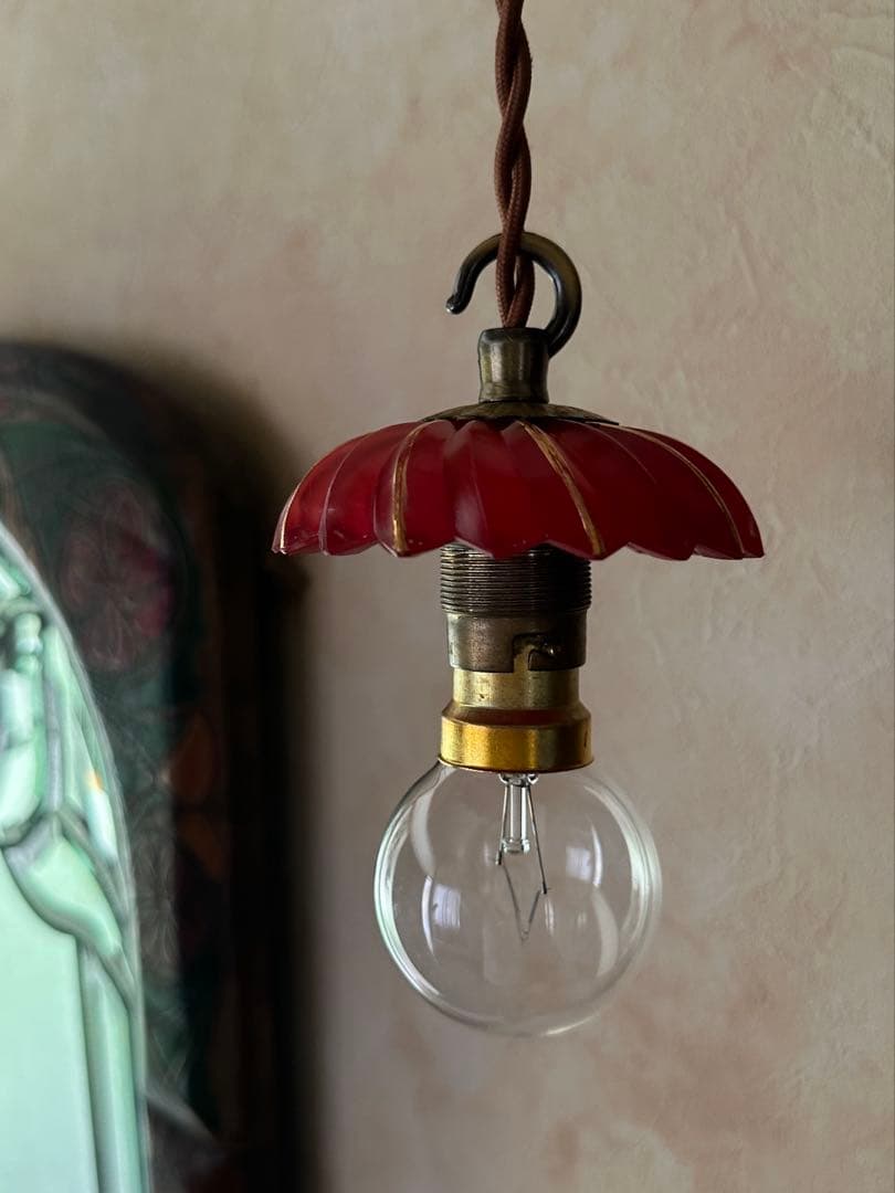 20s フランス アンティーク 希少なクランベリーガラスの螺旋模様アトリエランプ