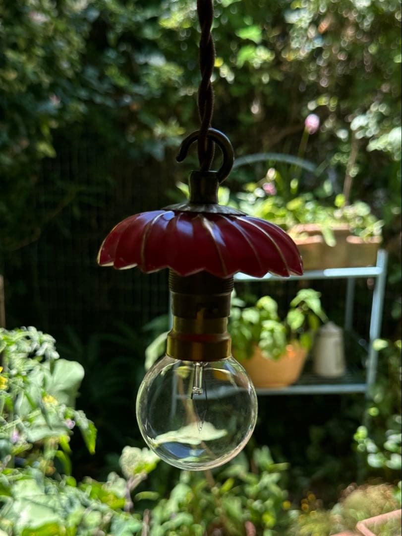 20s フランス アンティーク 希少なクランベリーガラスの螺旋模様アトリエランプ