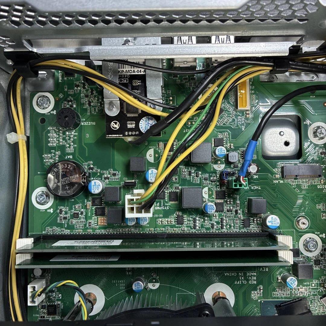 Q3ページ！SATAケーブルプラス！