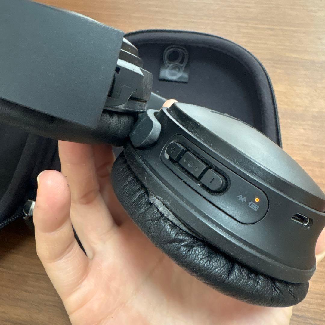 ワイヤレスヘッドホン　bose