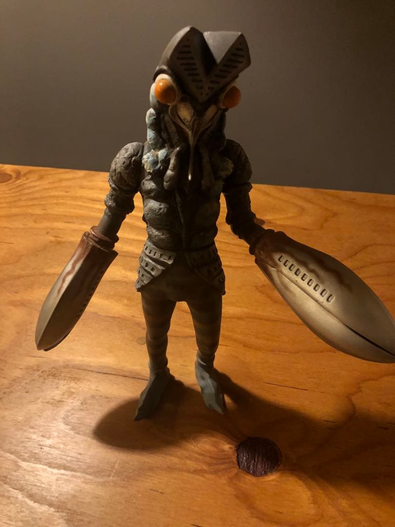 バルタン星人　フィギュア