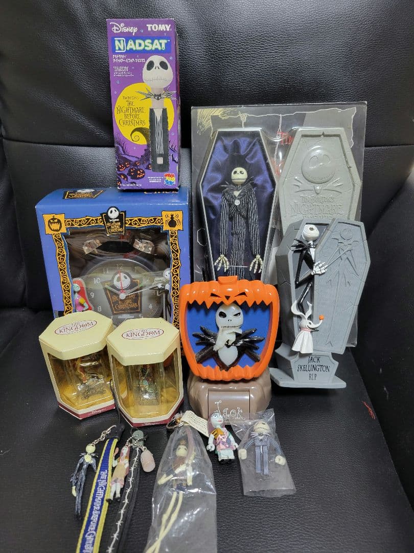 ナイトメアー・ビフォア・クリスマス　フィギュア、腕時計など　まとめ売り