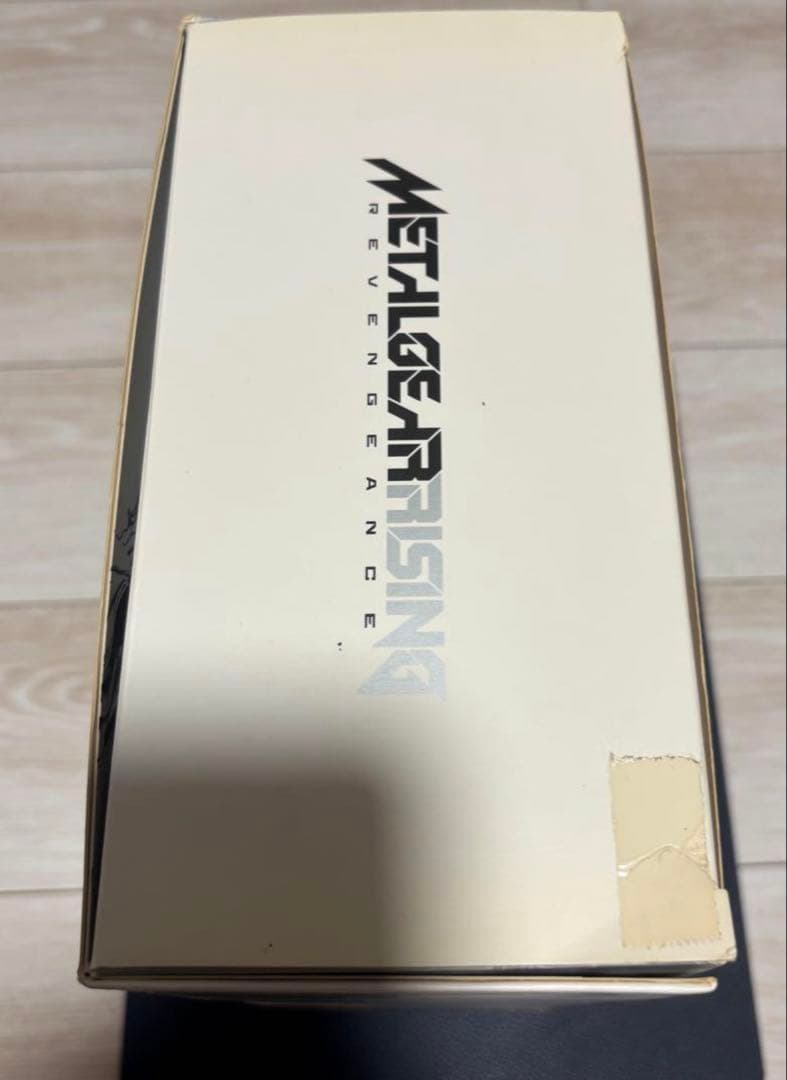 ホットトイズ メタルギア ライジング リベンジェンス 1/6可動フィギュア 雷電