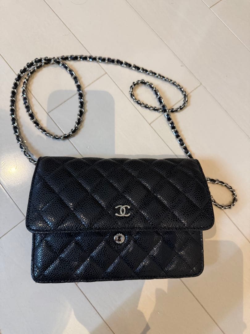 CHANELチェーンウォレットノベルティ海外お土産