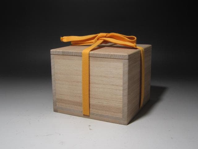 【セール】☆　加藤卓男　志野茶碗　どっしり構えた一品です☆y250