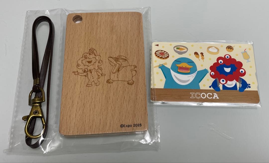 万博ICOCA 未使用　木製パスケースセット　ミャクミャク　イコちゃん