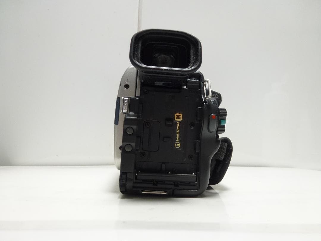 動作品 Mini DV　ソニーデジタルビデオカメラ　SONY DCR-TRV20