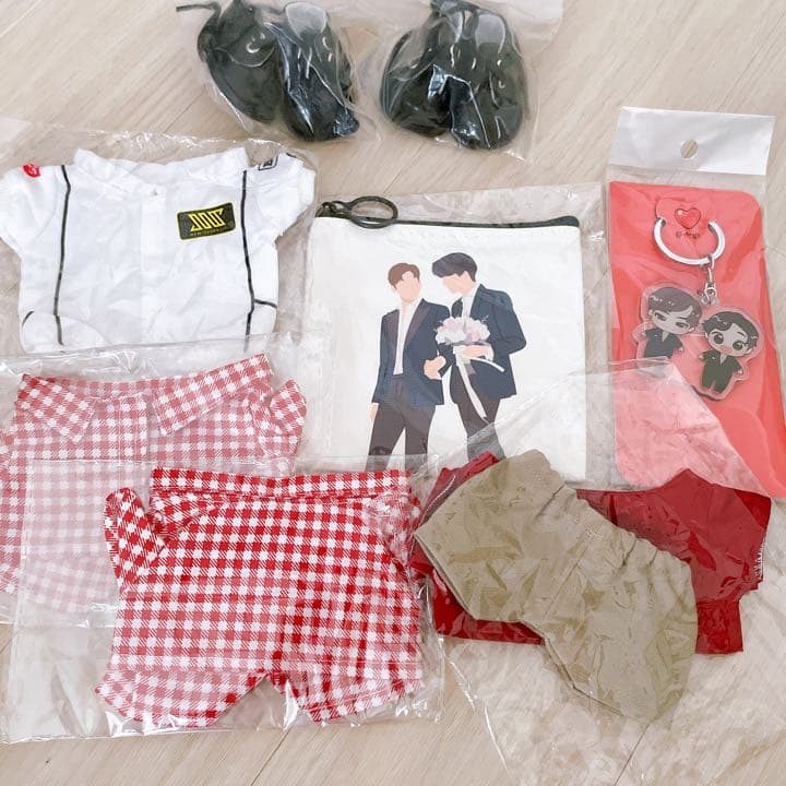 【おまけemoji写真集&USB】未開封mewgulfぬい＋靴/お洋服4着セット