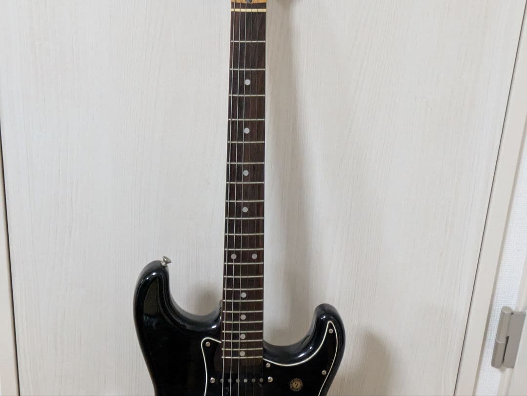Squier Stratocaster ブラック　ソフトケース付　フェンダー