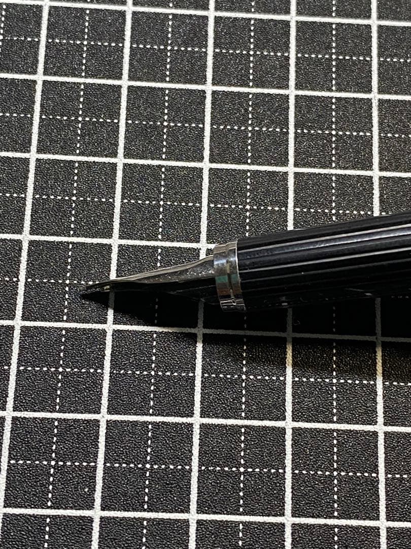 PLATINUM Riviere Sterling-Silver 万年筆　字幅F