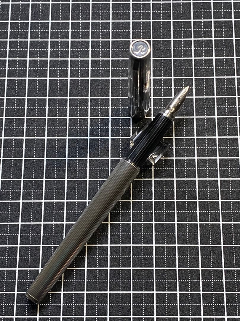 PLATINUM Riviere Sterling-Silver 万年筆　字幅F