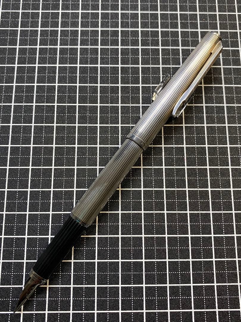 PLATINUM Riviere Sterling-Silver 万年筆　字幅F