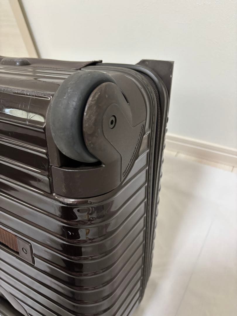 【RIMOWAリモワ】サルサデラックス ビジネストロリー23L機内持ち込み可2輪