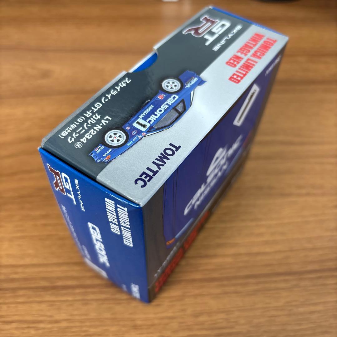 トミカ リミテッド ヴィンテージネオ スカイラインGT-R カルソニック♯1