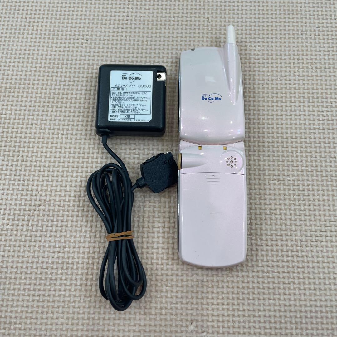 美品　docomo ソニー　SO210i 携帯電話