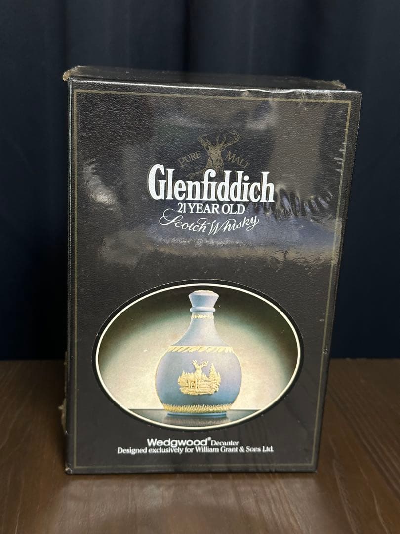 新品未開封箱付き！ グレンフィディック21年　ウェッジウッド　陶器ボトル