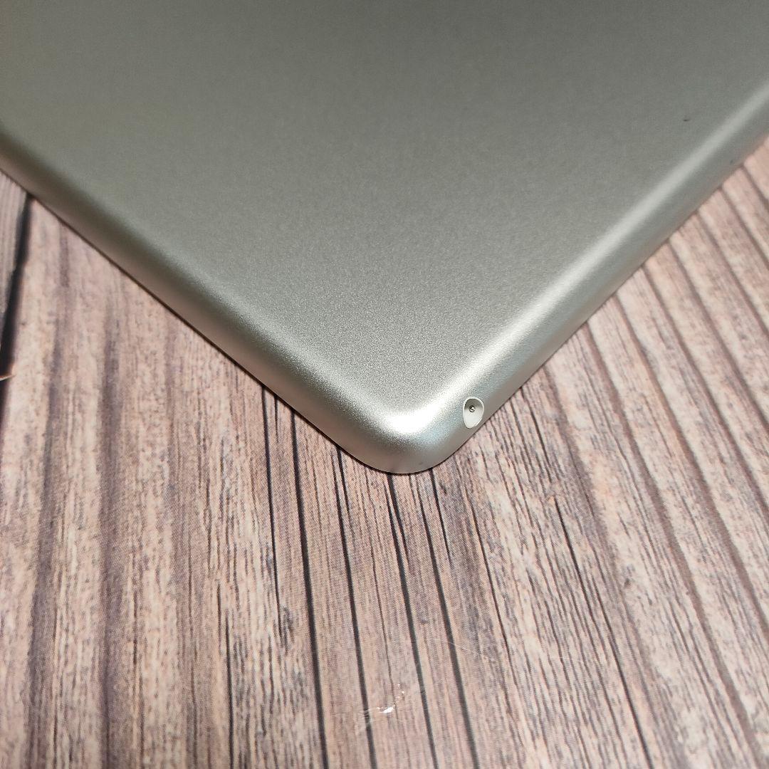 iPad 第7世代 32GB シルバー 新品同様