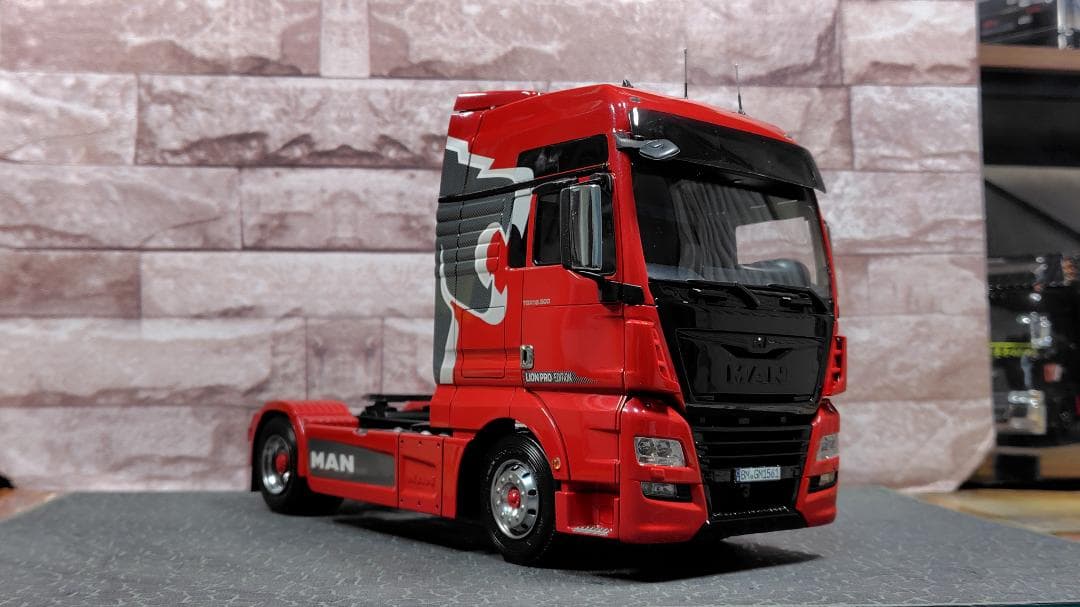 イタレリ MAN TGX トレーラーヘッド 完成品