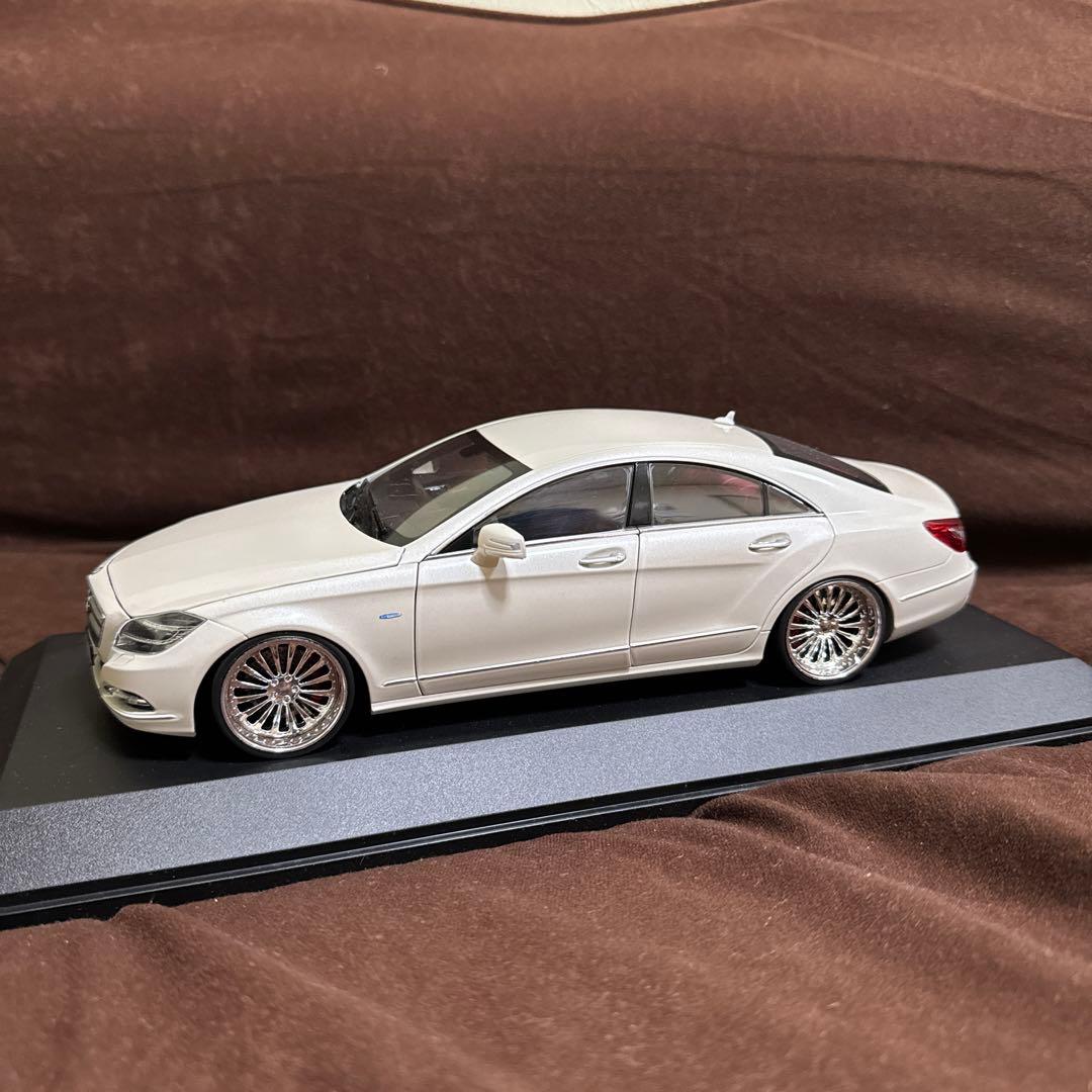 1/18 ミニカー　CLSクラス　W218 CLS350