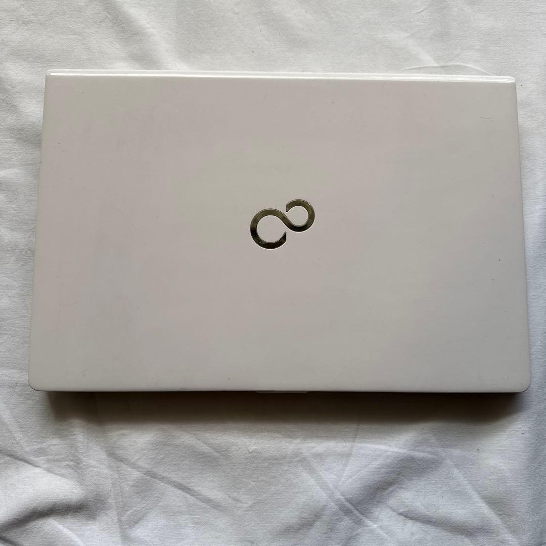 LIFEBOOK　FMVS90WW　ノートパソコン