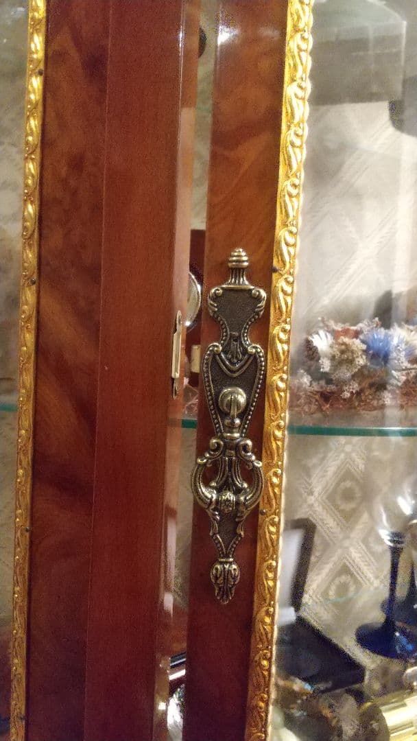 【高級輸入家具①】スペイン製 ガラスキャビネット キュリオケース ショーケース