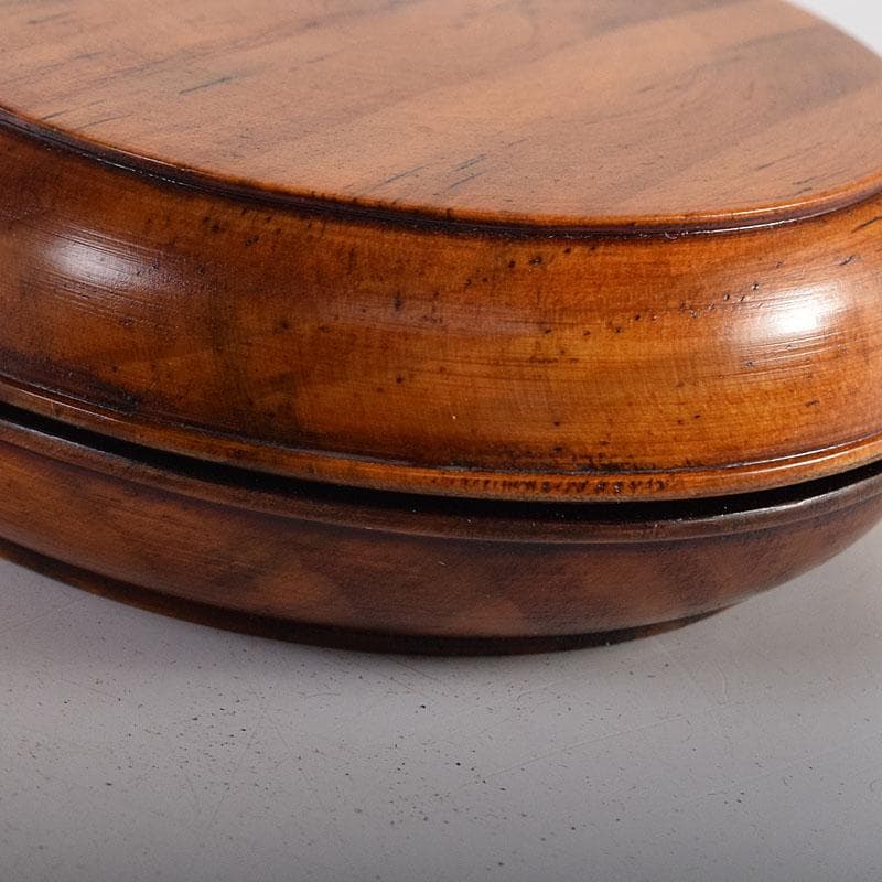 茶道具　大徳寺古材　香合　大徳寺十三代管長　中村祖順花押　共箱　V　8215